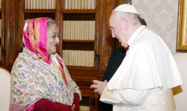 পোপ ফ্রান্সিসের সঙ্গে প্রধানমন্ত্রীর বৈঠক