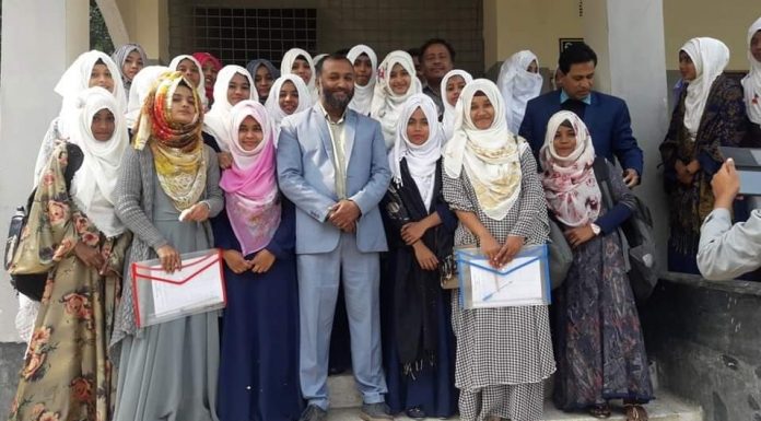 ভোলায় বেসরকারী প্রতিষ্ঠানের মধ্যে হালিমা খাতুন গালর্স স্কুল এন্ড কলেজ প্রথম