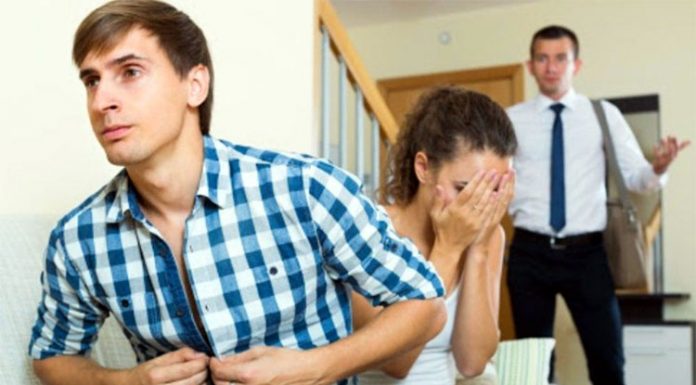 গুগল ম্যাপে ধরা পড়ল স্ত্রীর পরকীয়া, বিচ্ছেদই হয়ে গেল!