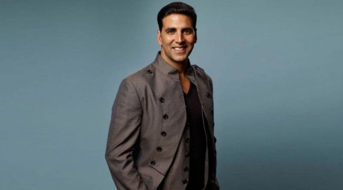 প্রতিদিন গো-মূত্র পান করেন অক্ষয়