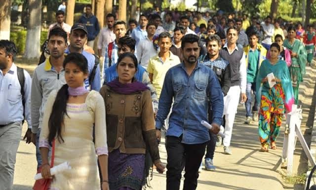 প্রধানমন্ত্রীর কাছে চাকরিপ্রত্যাশী যুব প্রজন্মের ‘খোলা চিঠি’