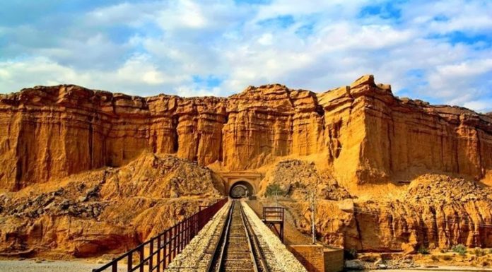 পাকিস্তানের বেলুচিস্তানে সন্ত্রাসীদের সহায়তার অভিযোগ প্রতিবেশি দেশের বিরুদ্ধে