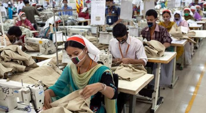 পোশাক কারখানাসহ রপ্তানিমুখী শিল্পকারখানা খুলছে ১আগস্ট রোববার
