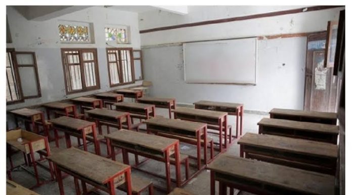 উচ্চ মাধ্যমিক পর্যন্ত শিক্ষাপ্রতিষ্ঠানের ছুটি ৩১ আগস্ট পর্যন্ত বাড়ল