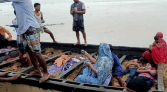 চাঁপাইনবাবগঞ্জে কনে আনতে যাওয়ার পথে বজ্রপাতে ১৭ জনের মৃত্যু